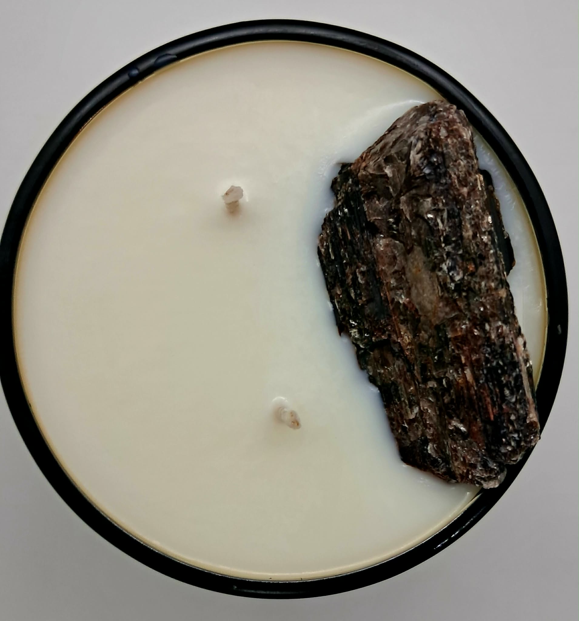 Two-wick scented candle: "Abundance Codes"